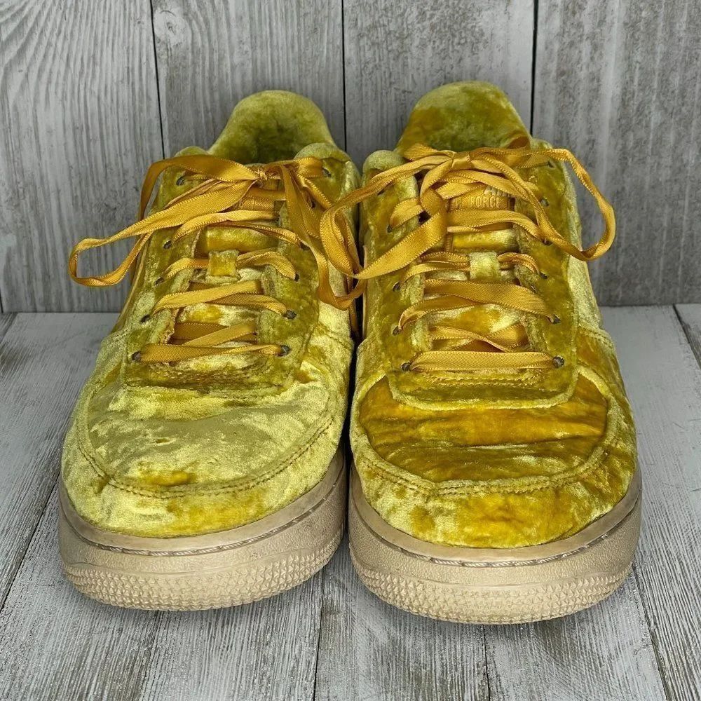 Nike Air Force 1 LV8 ‘Mineral Gold’ Sneakers Kids Size 7Y Youth 8.5 Women - Picture 3 of 8